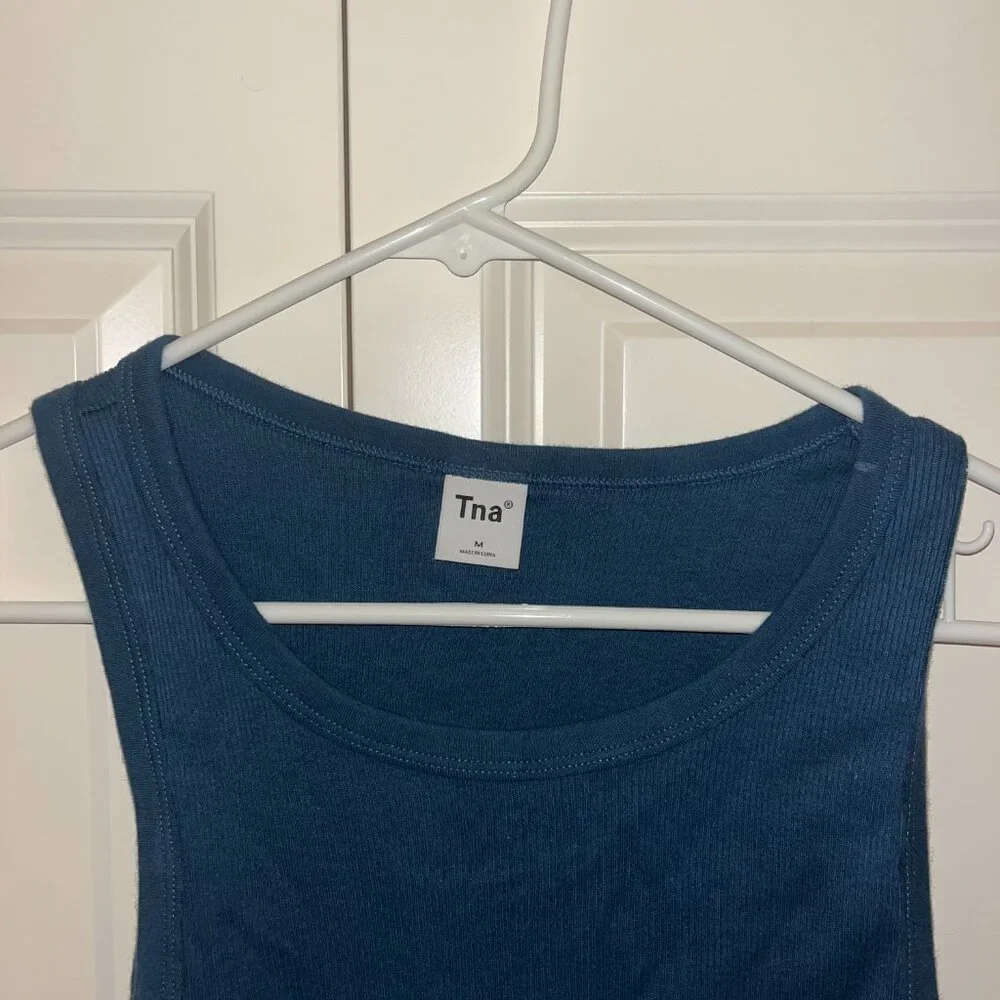 Aritzia Ribbed Cropped Racerback Tank - Picture 2 of 3